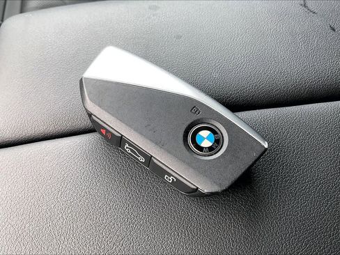 Used 2025 BMW X5 xDrive40i image 14