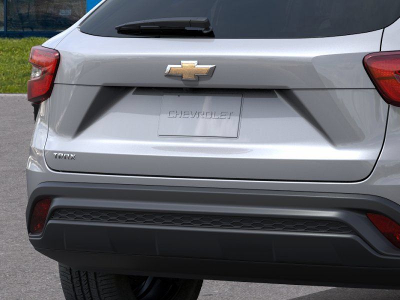 New 2026 Chevrolet Trax LS FWD image 21