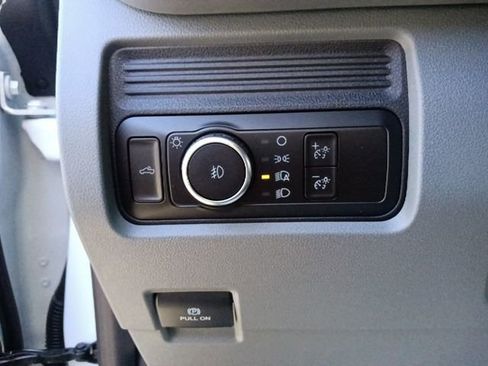 New 2026 Ford F350 XL w/ XL Chrome Package image 17