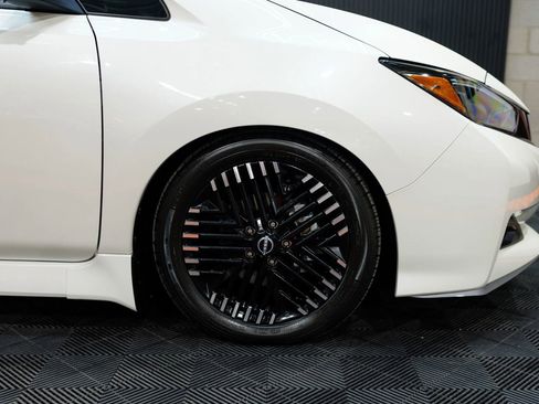 Used 2023 Nissan Leaf SV Plus image 11