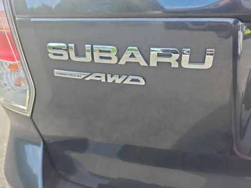 Used 2017 Subaru Forester 2.5i Touring AWD/4WD image 17