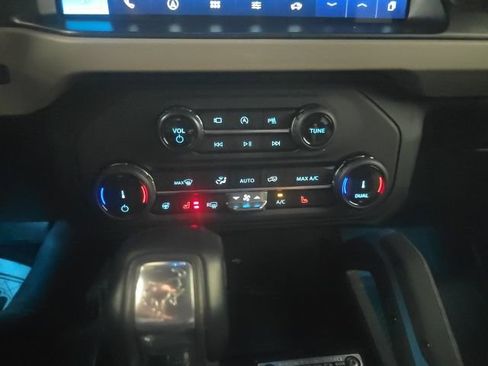 Used 2022 Ford Bronco Wildtrak image 21