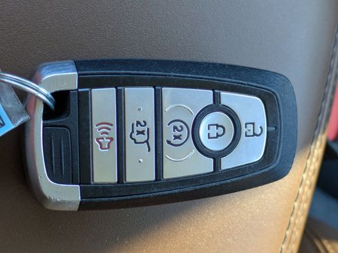 Used 2021 Ford Bronco Sport Outer Banks w/ Outer Banks Package (96D) image 33