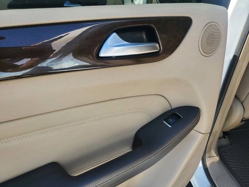 Used 2015 Mercedes-Benz ML 350 2WD image 14