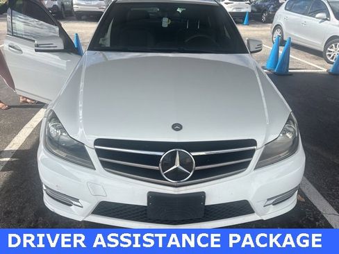 Used 2014 Mercedes-Benz C 250 Sedan image 2