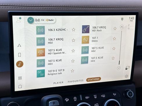 New 2026 Land Rover Defender 110 X-Dynamic SE AWD/4WD image 19