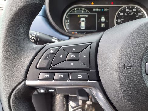 New 2025 Nissan Versa SV w/ Trunk Package image 42