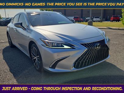 Used 2023 Lexus ES 350 w/ Premium Package