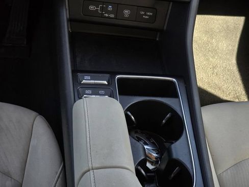 Used 2025 Hyundai Sonata SEL FWD image 16