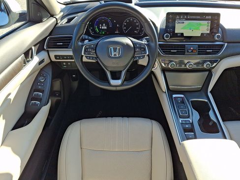 Used 2022 Honda Accord Touring image 14
