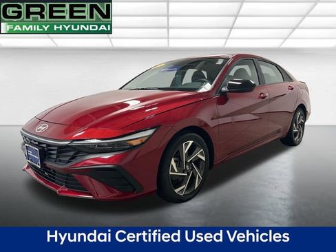 Certified 2025 Hyundai Elantra Sport FWD image 1