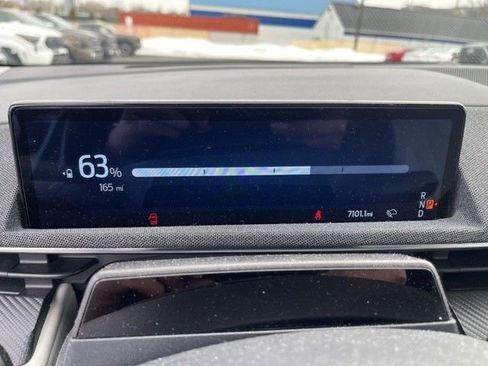 Used 2025 Ford Mustang Mach-E Premium image 10