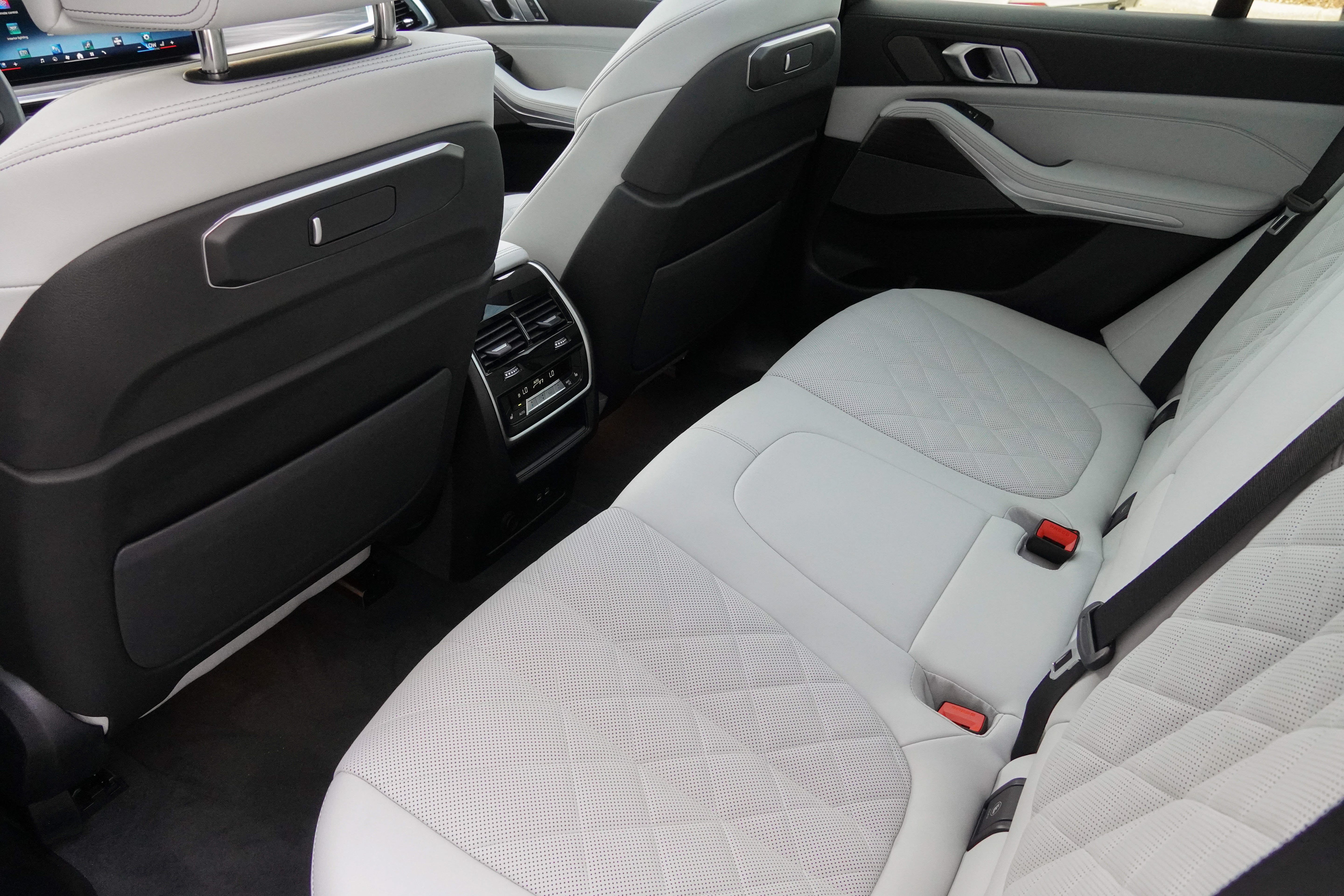 Certified 2026 BMW X5 xDrive40i AWD/4WD image 38