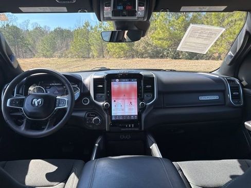 Used 2025 RAM 1500 Big Horn image 18