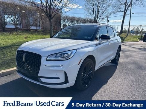 Used 2025 Lincoln Corsair Reserve w/ Equipment Group 202A image 3