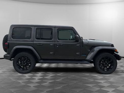 Used 2021 Jeep Wrangler Unlimited Sahara AWD/4WD image 6