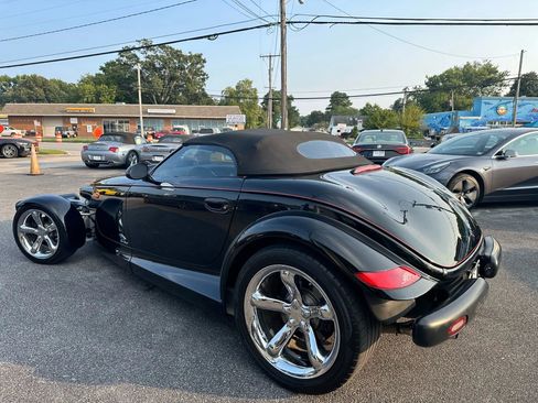Used 2000 Plymouth Prowler image 9