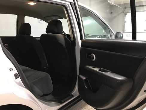 Used 2011 Nissan Versa 1.8 S w/ PWR Plus Pkg FWD image 15