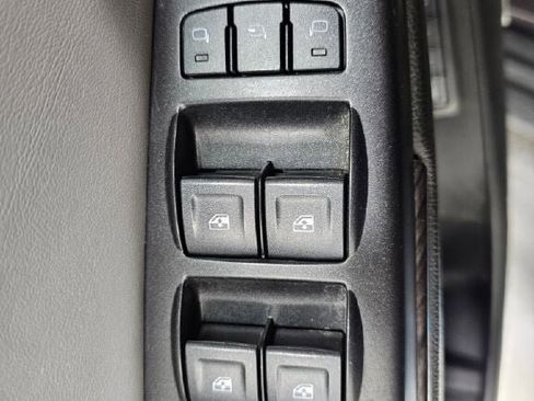 Used 2016 Chevrolet Tahoe LT image 35