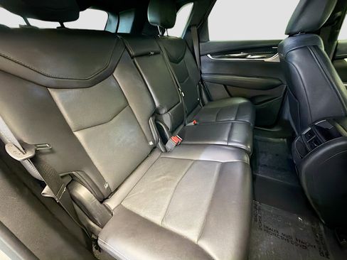 Used 2023 Cadillac XT5 Premium Luxury image 14