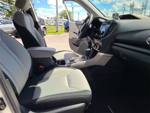 Used 2022 Subaru Forester image 17