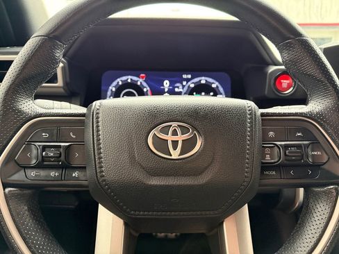 Certified 2025 Toyota 4Runner TRD Sport image 33