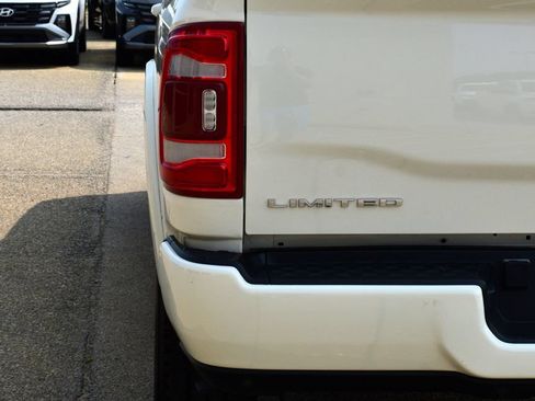 Used 2024 RAM 2500 Limited AWD/4WD image 16