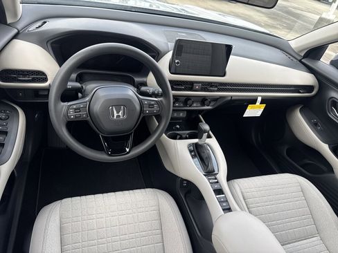 New 2026 Honda HR-V LX image 12