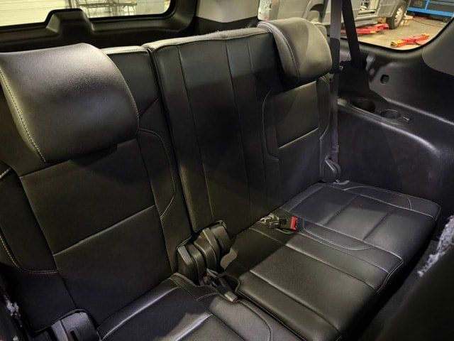 Used 2016 Chevrolet Suburban LT w/ Luxury Package AWD/4WD image 21