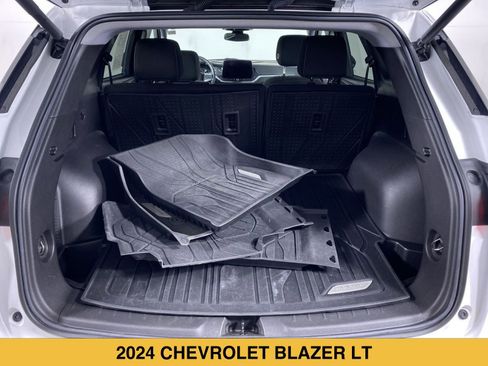 Certified 2024 Chevrolet Blazer LT w/ Convenience Package FWD image 26