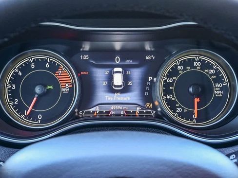 Used 2022 Jeep Cherokee Trailhawk w/ Sound & Nav Group image 33