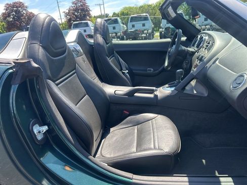 Used 2007 Pontiac Solstice Convertible w/ Premium Package RWD image 8