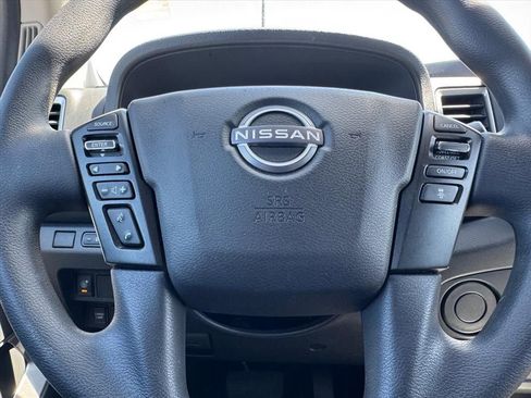 Used 2024 Nissan Frontier SV w/ Technology Package RWD image 16