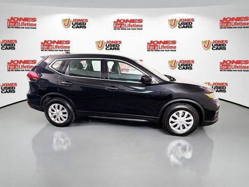 Used 2020 Nissan Rogue S FWD image 15
