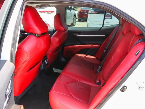 Used 2022 Toyota Camry XSE FWD image 17