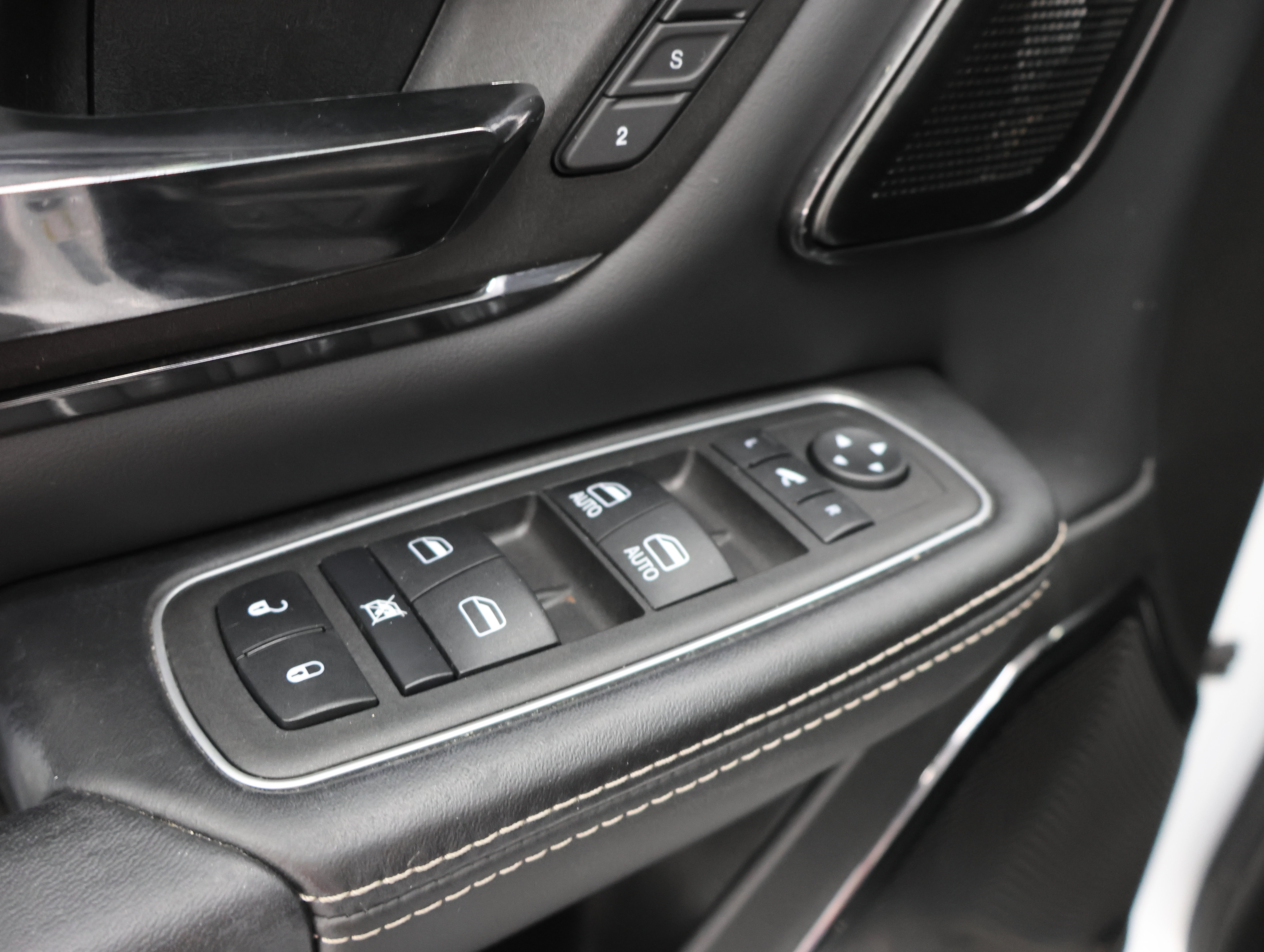 Used 2023 RAM 1500 Limited w/ Night Edition AWD/4WD image 40