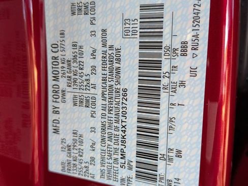 New 2026 Lincoln Nautilus Reserve w/ Jet Appearance Package image 31