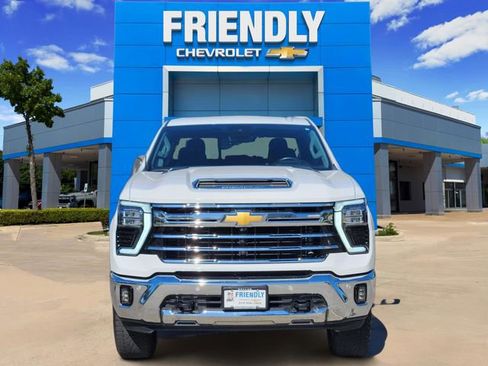 Used 2024 Chevrolet Silverado 2500 LTZ w/ LTZ Premium Package image 2