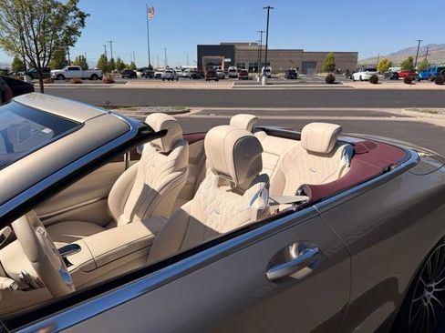 Used 2019 Mercedes-Benz S 560 Cabriolet image 36