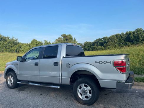 Used 2014 Ford F150 XLT image 5