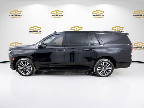 Used 2023 Cadillac Escalade ESV Sport image 4