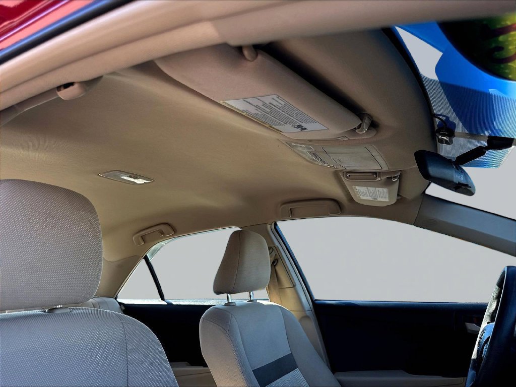 Used 2013 Toyota Camry LE FWD image 30
