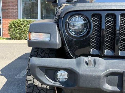 Certified 2022 Jeep Wrangler Unlimited Sport AWD/4WD image 12