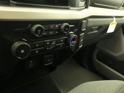 New 2026 Ford F250 XLT w/ FX4 Off-Road Package AWD/4WD image 17