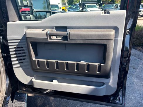 Used 2016 Ford F350 XLT w/ XLT Value Package image 43