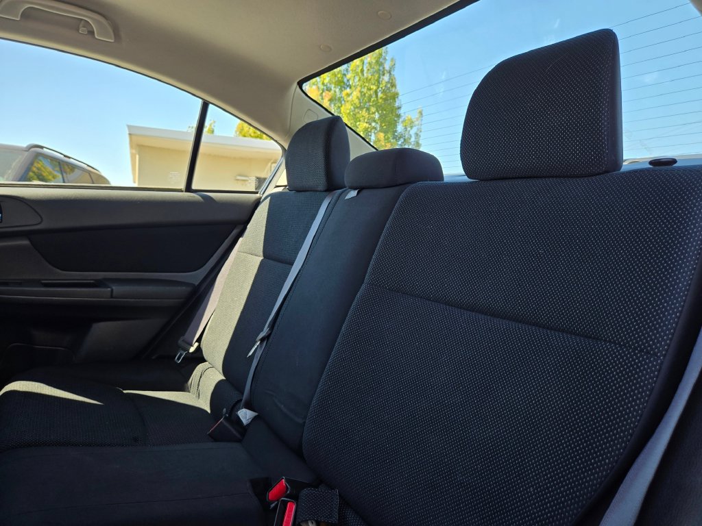 Used 2014 Subaru Impreza 2.0i Premium w/ All-Weather Package w/CVT AWD/4WD image 17