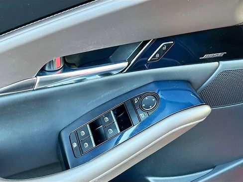 Used 2021 MAZDA CX-30 FWD 2.5 S w/ Premium Package image 12