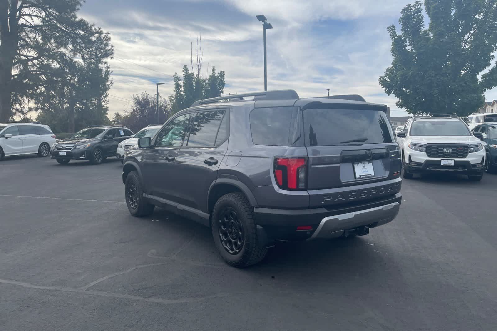 Used 2026 Honda Passport TrailSport Elite image 3