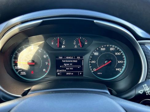 Used 2024 Chevrolet Malibu LT FWD image 21