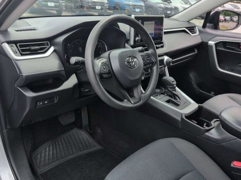 Used 2023 Toyota RAV4 LE FWD image 10